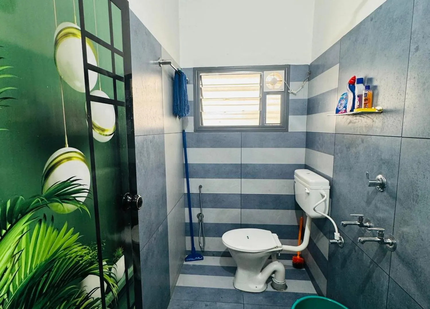 Golden Vintage Apartment Thiruvananthapuram